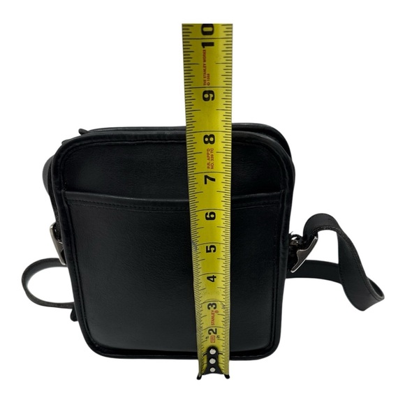 Coach Vintage 9817 Camera Crossbody Handbag Purse , Black, 1990s Made In USA - Picture 8 of 13